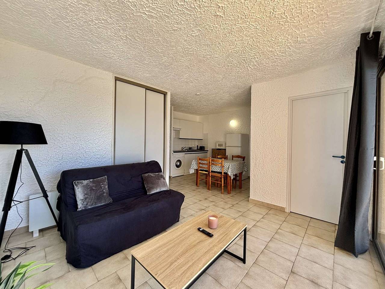 Apartamento entero, Apartamento 6 personas con terraza y vista al mar in Sant Ambroggio, Lumio