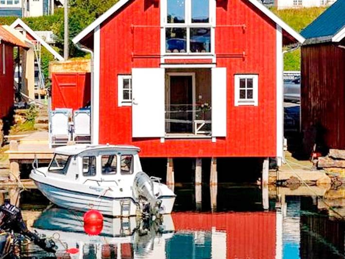Ferienhaus für 7 Personen, mit Terrasse in Fræna