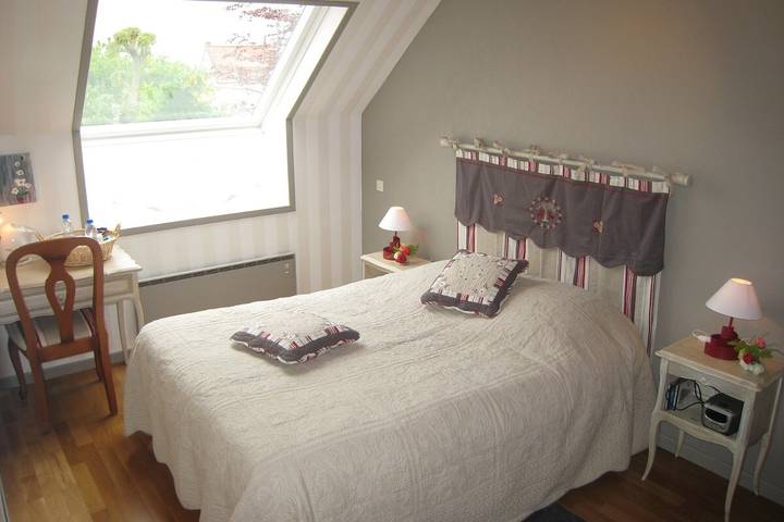 Chambre d’hôte pour 2 personnes, avec Terrasse et Jardin dans le Nord-Pas-de-Calais