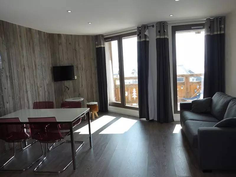 Entire studio, Residence Of Apt 02 in Huez, Écrins National Park