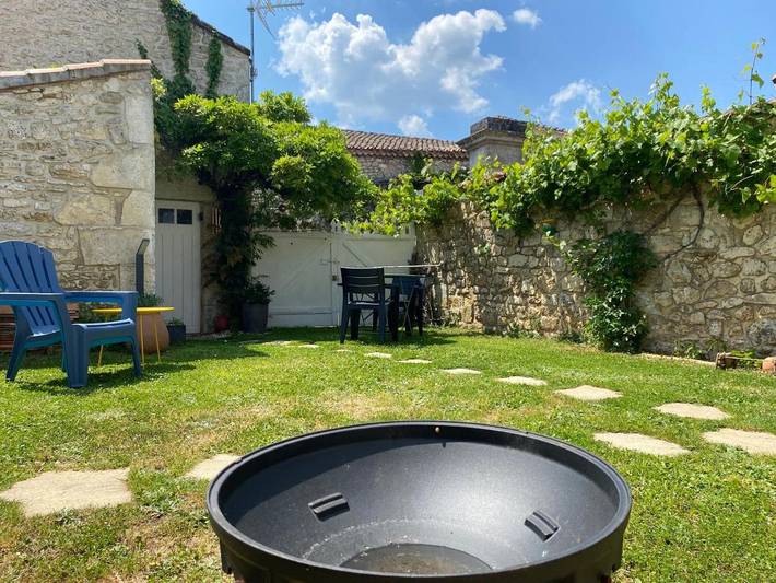 Gîte pour 2 personnes, avec jardin à Soyaux - 4