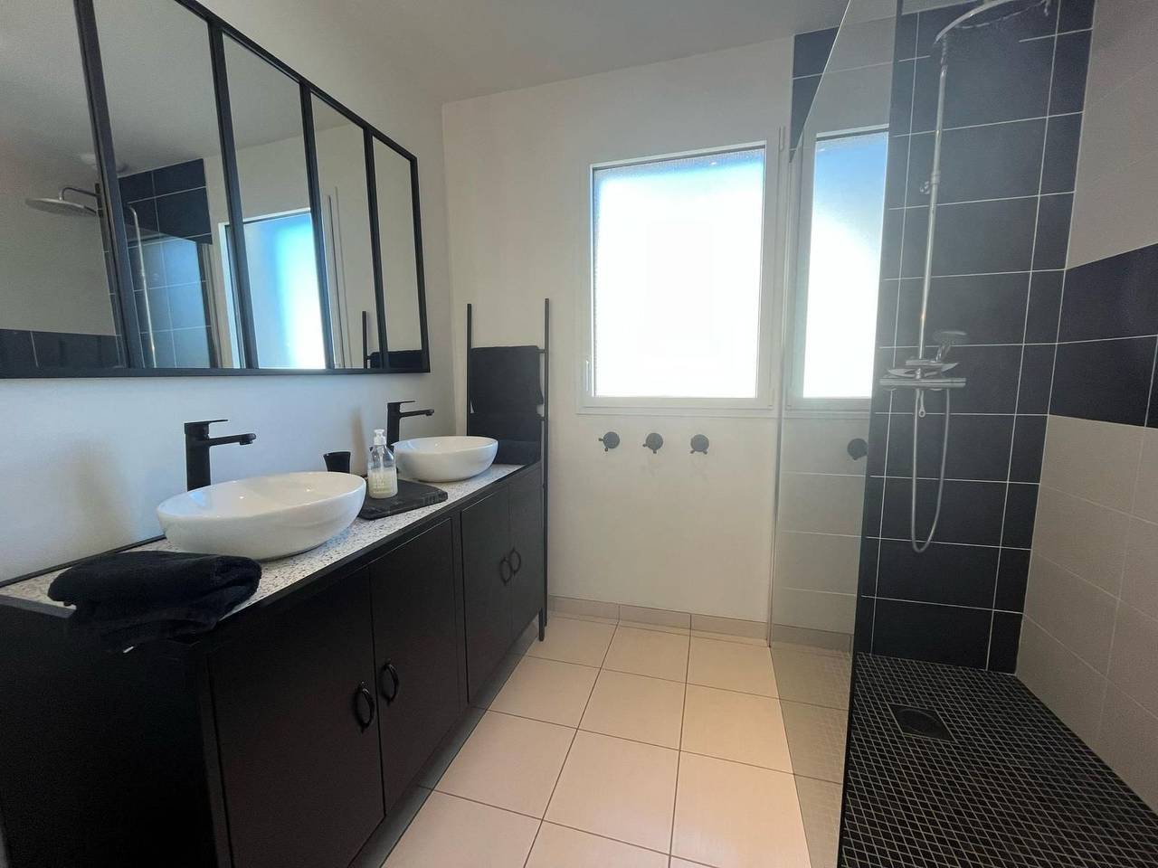 Gemütliche Ferienwohnung in der Nähe des Strandes von Kerveltrec – ideal zum Wandern und Entspannen in Fouesnant, Quimper und Umgebung