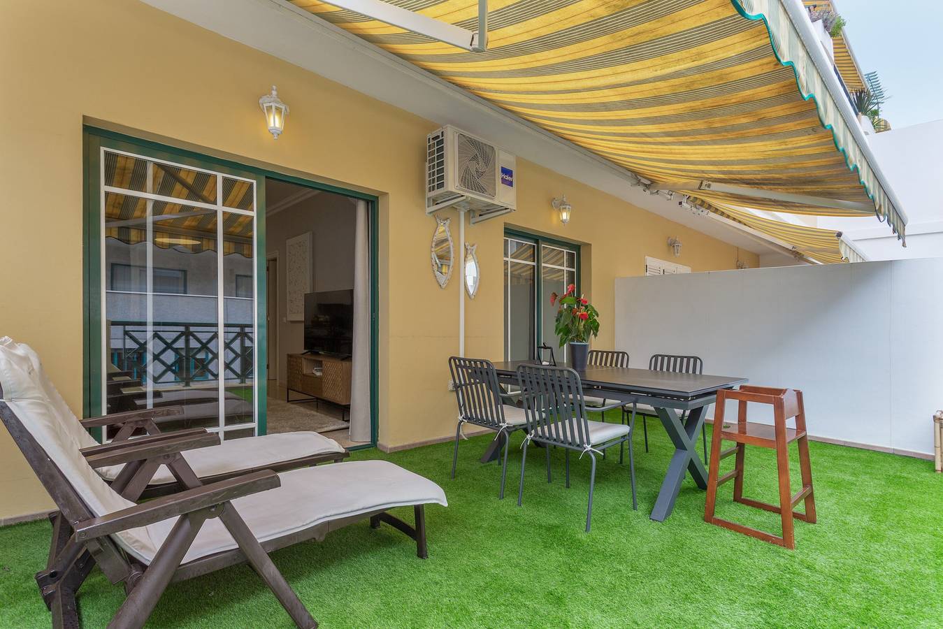 Ganze Wohnung, Helles Apartment mit Terrasse am Playa Jardín in Playa Jardin, Puerto de la Cruz