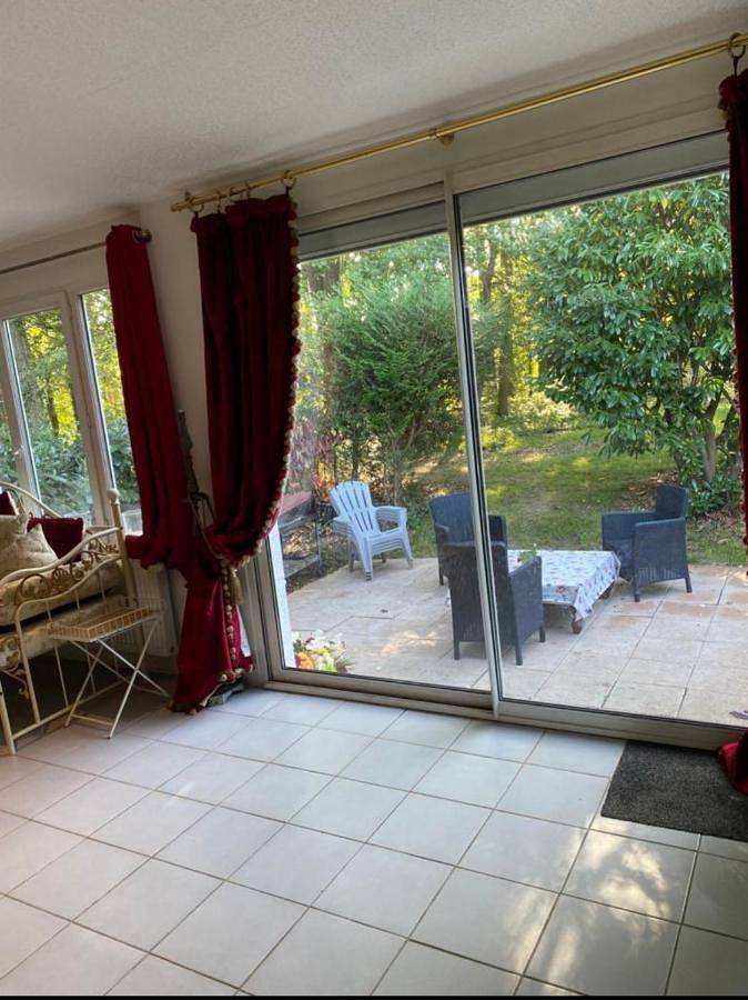 Jetset Parisian Holiday Home in Cesson, Seine-et-Marne