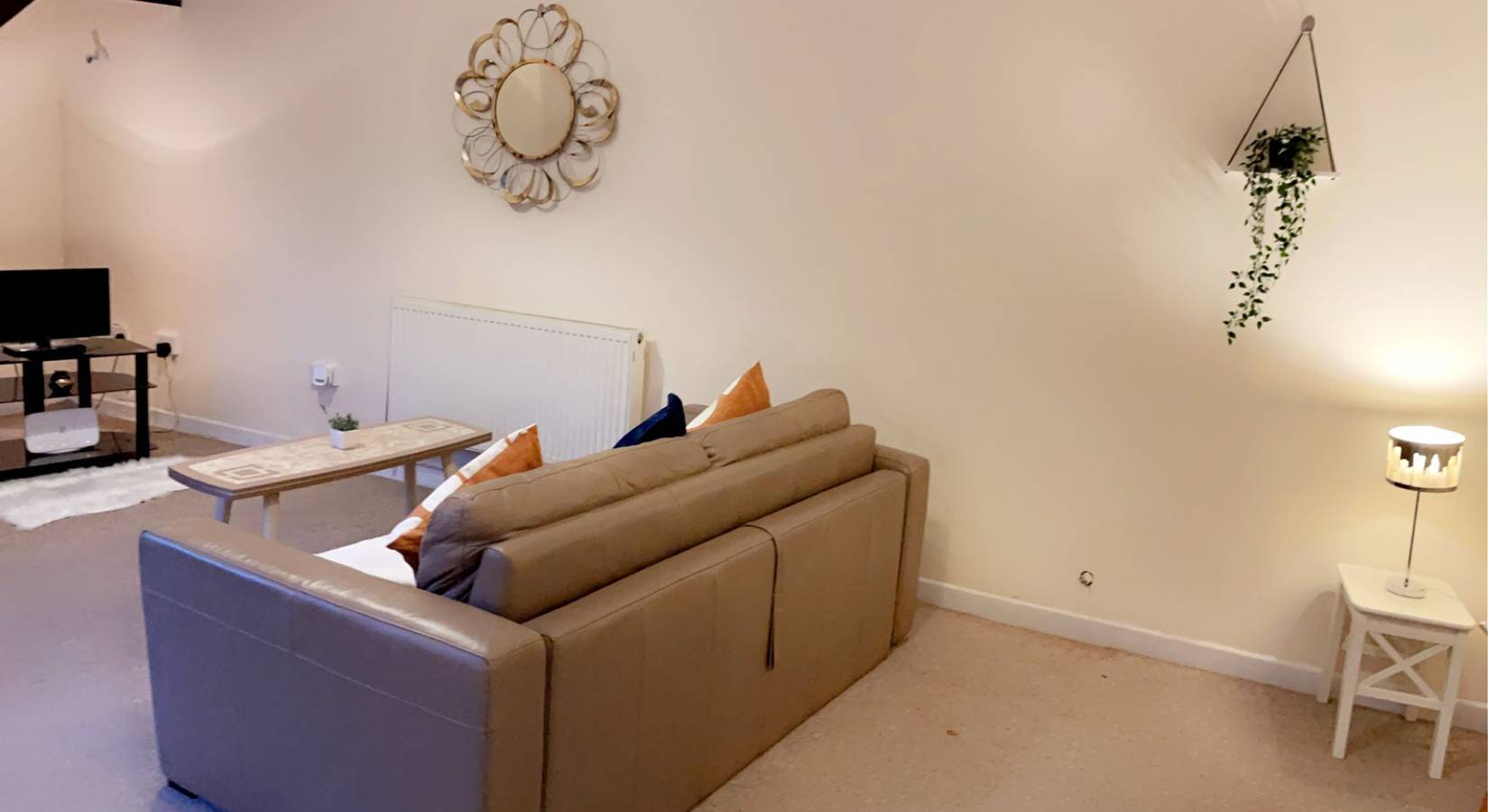 Impeccable 1-Bed, Sleeps 2, Free Parking in Wakefield, Yorkshire del Oeste