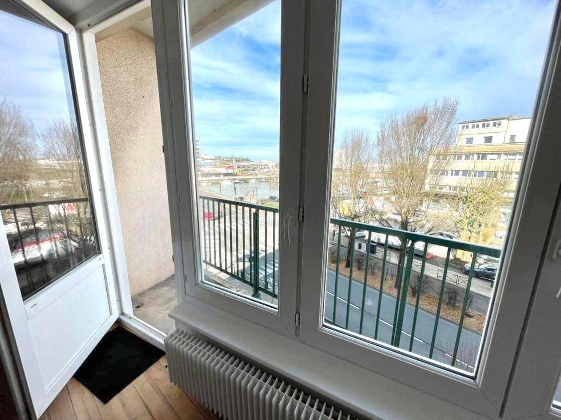 Appartement entier, La Criée, un balcon sur le port in Boulogne-sur-Mer, Région de Boulogne-sur-Mer
