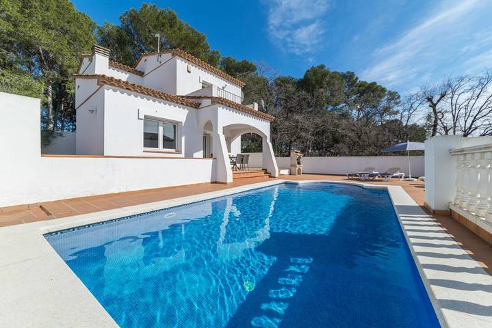 Holiday rental for 8 people, with balcony in l'Escala