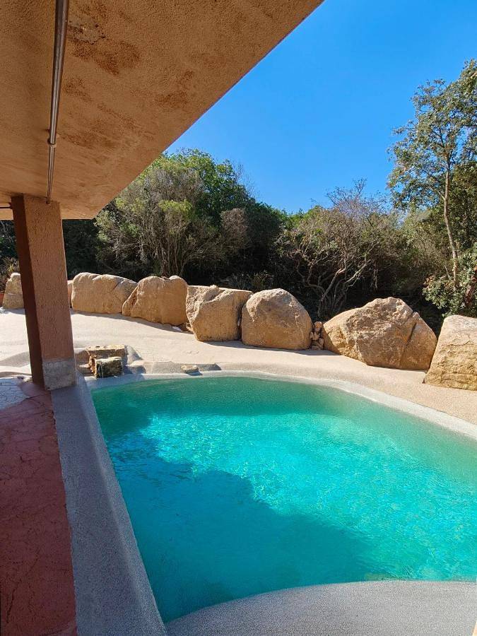 Resort para 4 personas, con vistas además de terraza y piscina - 1