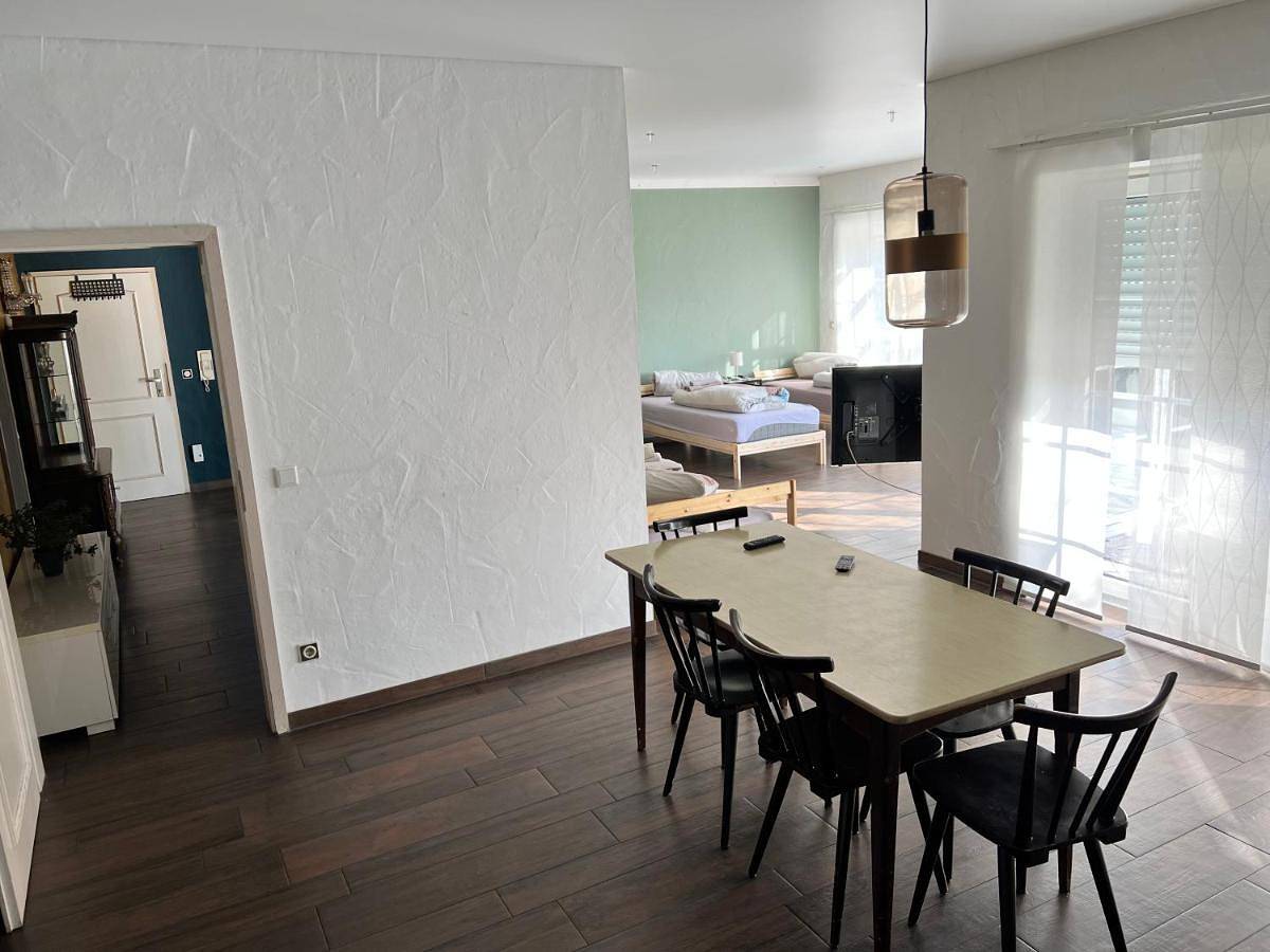 Appartement entier, One-Bedroom Apartment in Alzenau, Région viticole de Franconie