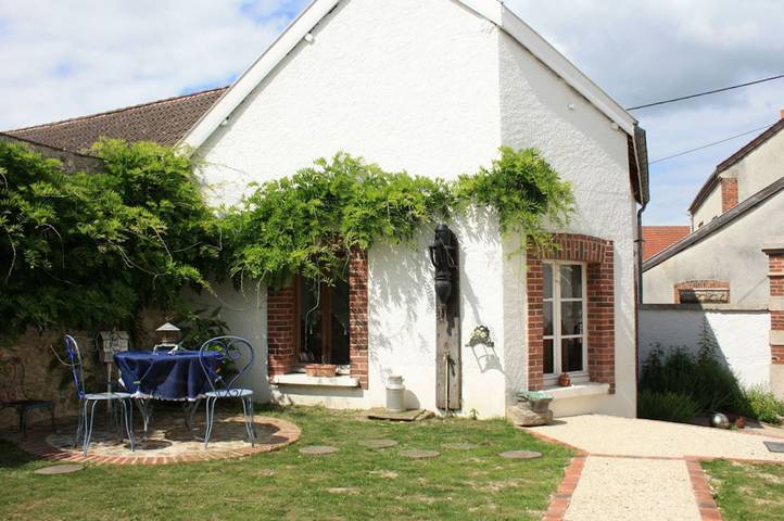 Gîte pour 4 personnes, avec jardin à Cramant