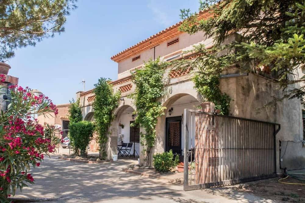 Costabravapartment - Can Roura, 5 km de las preciosas playas de la Costa Brava in Viladamat, Alt Empordà