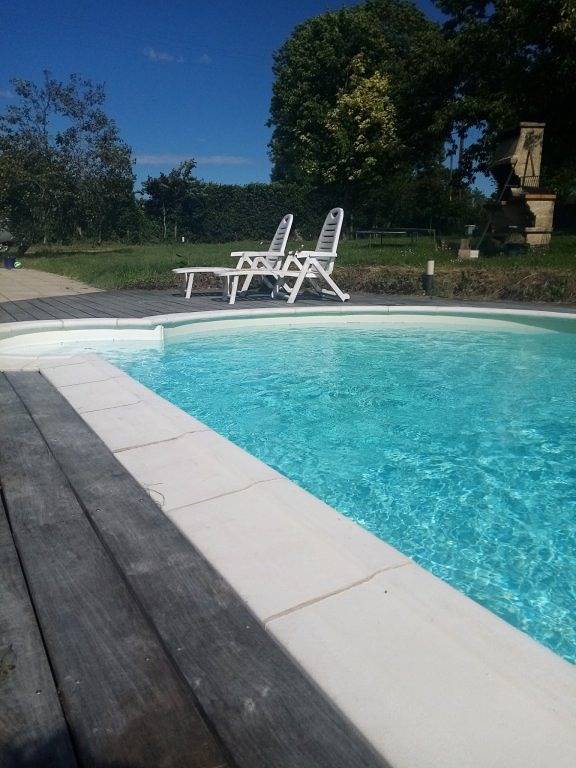 Longère les pieds dans l'eau in Saint-Philbert-sur-Risle, Région de Bernay