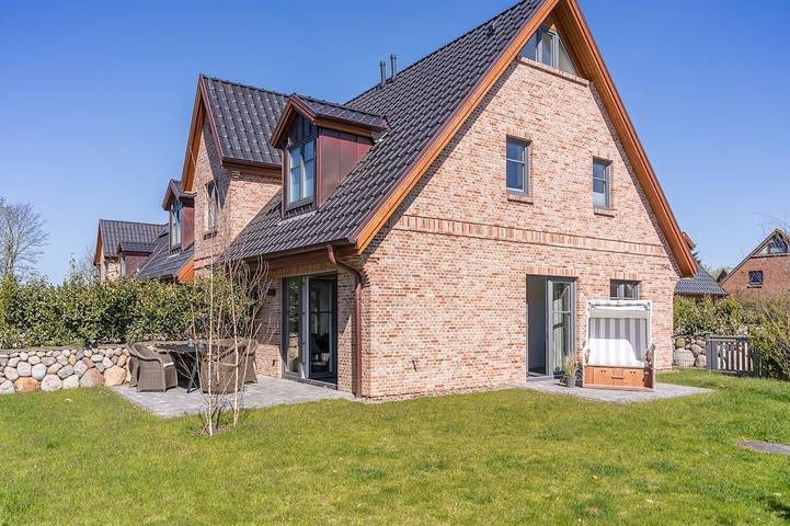 Ferienhaus für 4 Personen, mit Terrasse und Garten