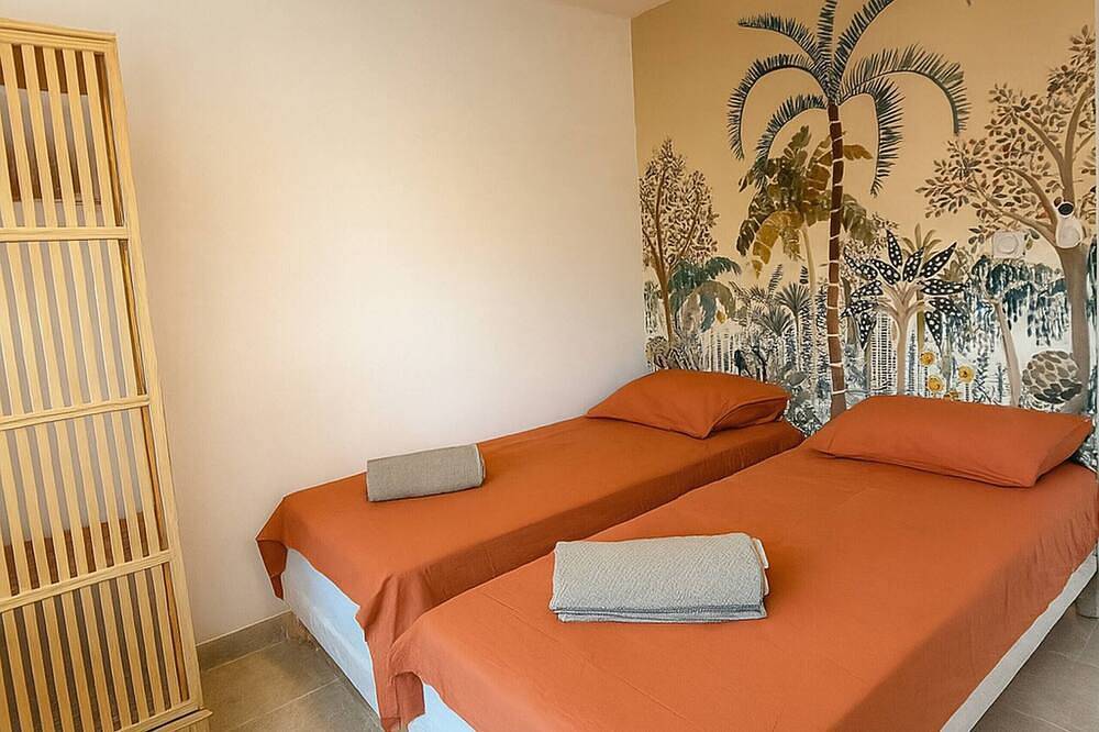 Villa Clémarine – Détente, Piscine & Jacuzzi Privé in Ollioules, Côte méditerranéenne (France)