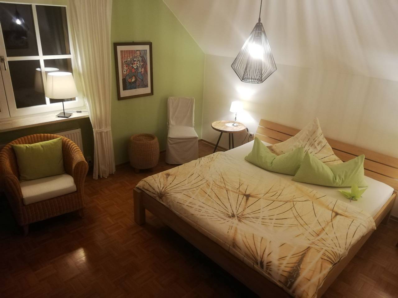 Ferienwohnung Am Wanderweg - 115qm große Ferienwohnung am Wanderweg mit Balkon und großzügigem Gästegarten in Friesenhausen, Aidhausen