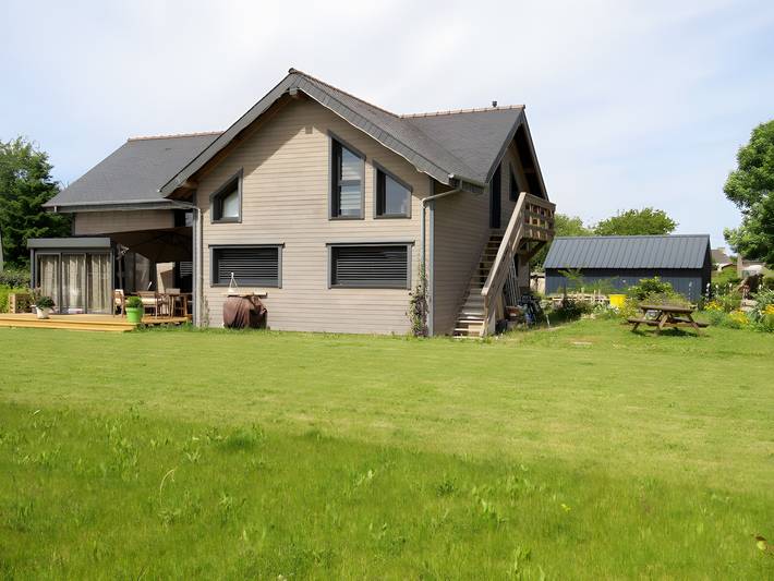 Location de vacances pour 4 personnes, avec Balcon et Jardin