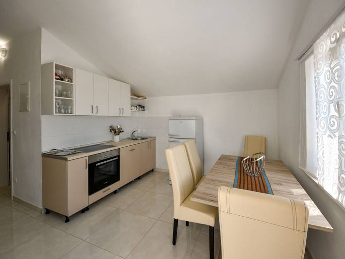 Apartamento entero, Mirjana in Starigrad, Region de Zadar