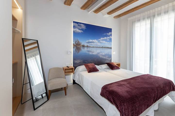Gîte pour 4 personnes, avec balcon dans Theatre Musee Dali - 3