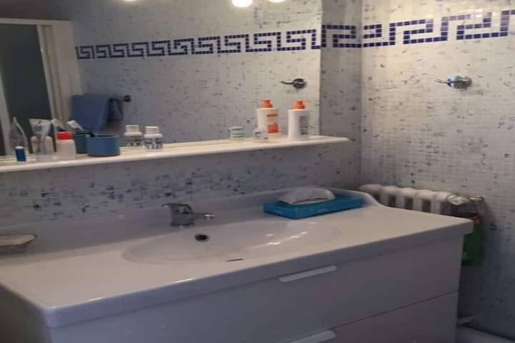 Apartamento entero, Precioso apartamento con terraza y vistas al mar. in Niza, Costa mediterránea (Francia)
