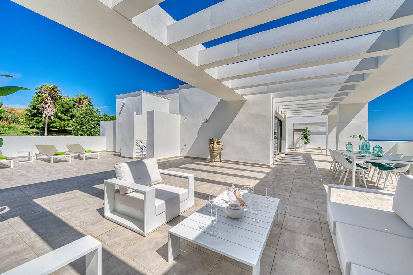 Entire apartment, 3019 Stunning Penthouse with Golf & Sea View in Casares del Sol, Casares