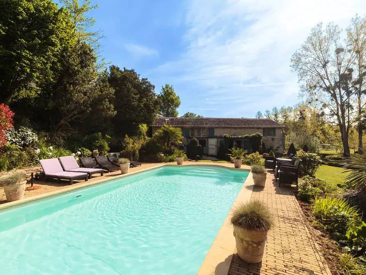 Maison 10 Personnes in Payroux, Vienne