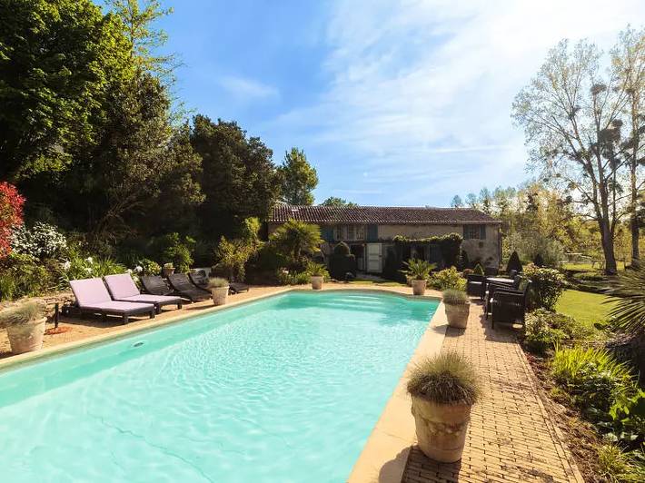 Villa für 10 Personen, mit Pool und Terrasse - 1