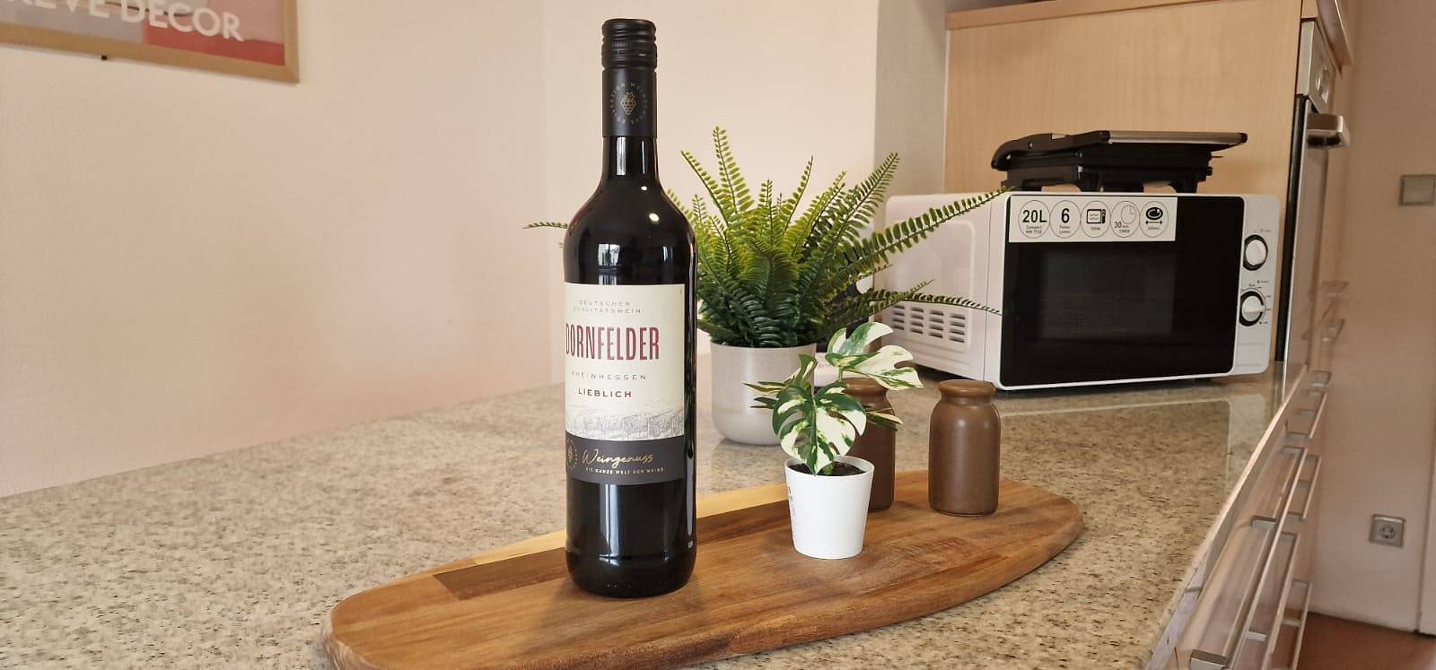 Ganze Wohnung, Apartment 'M B Homes Schlatt' mit Gemeinschaftsgarten und Wlan in Hechingen, Neckar-Alb