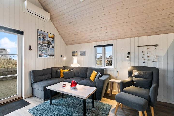 Ferienhaus in schöner Lage am Fjord in Hvide Sande, Holmsland Klit