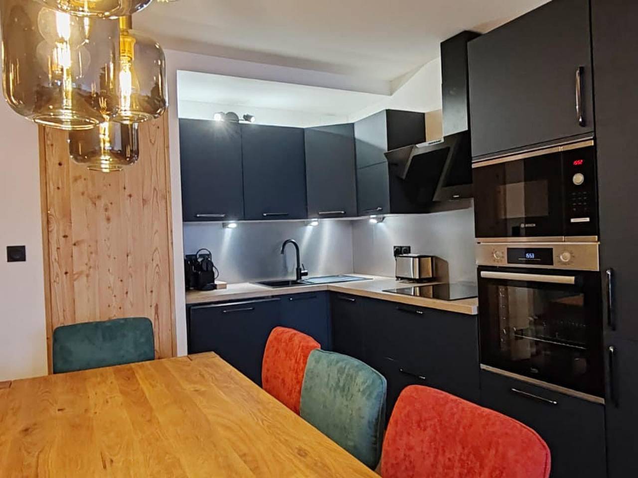 Appartement entier, Superbe appartement neuf 8 pers, 55m² terrasse sud, proche pistes in Montgenèvre, Région de Briançon