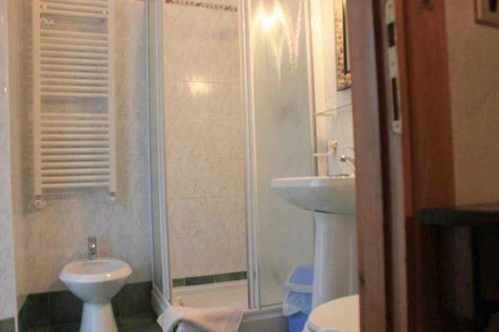 Gîte pour 2 personnes, avec vue et jardin à Cesana Torinese - 4