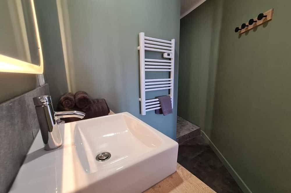 Apartamento entero, The Scottman House, near Arras train station and town center in Arrás (Paso de Calais), Región de Arras