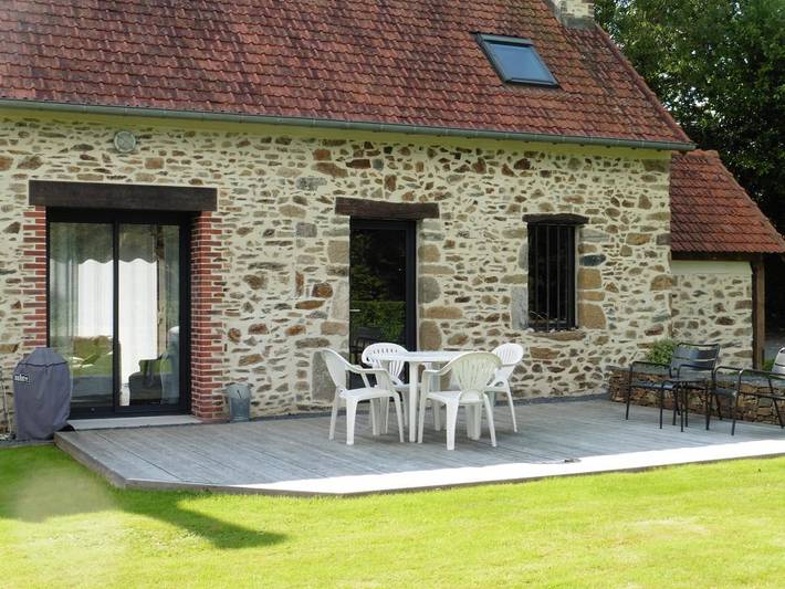 Gîte für 3 Personen, mit Terrasse und Garten in Gratot
