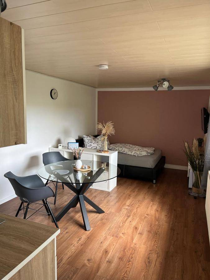 Ferienwohnung für 2 Personen, mit Terrasse und Garten sowie Ausblick in Ansbach - 2