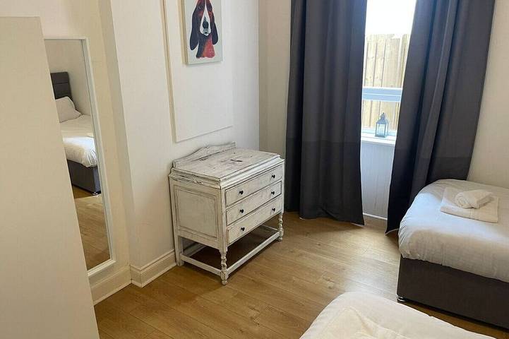 Ganze Wohnung, Elderpark Apartment 2 - Ausgezeichnete Lage im Stadtzentrum von Glasgow in Glasgow, Greater Glasgow und Clyde Valley