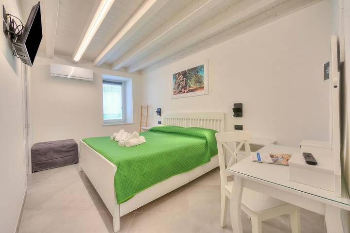 Apartamento entero, Ulivo Apt - Palazzo Palermo 1817 A/C, 2Br Sleeps 5 in Valeggio sul Mincio, Provincia de Verona