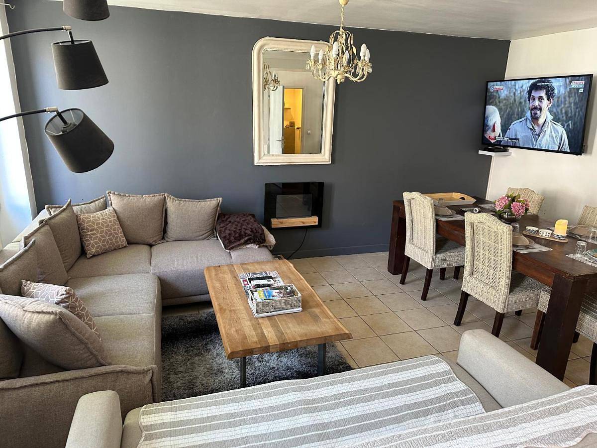 Appartement entier, Maisonette in Briare, Région de Montargis