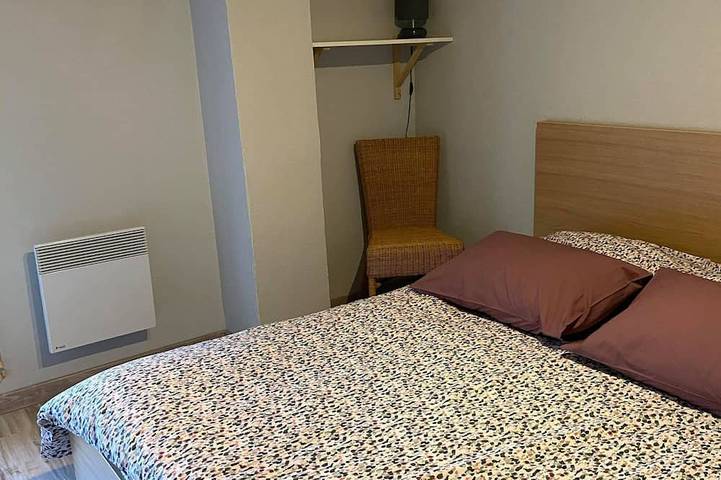 Gîte pour 5 personnes, avec terrasse et jardin dans Privas - 3
