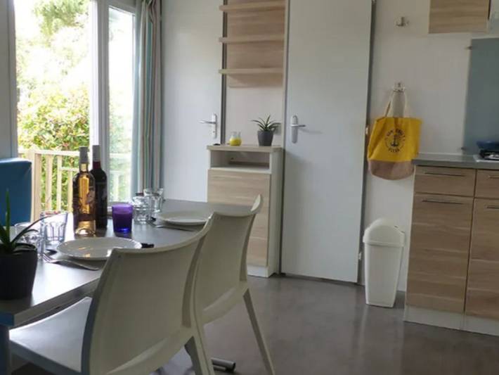 Mobil home pour 6 personnes, avec piscine et terrasse à Lattes - 4