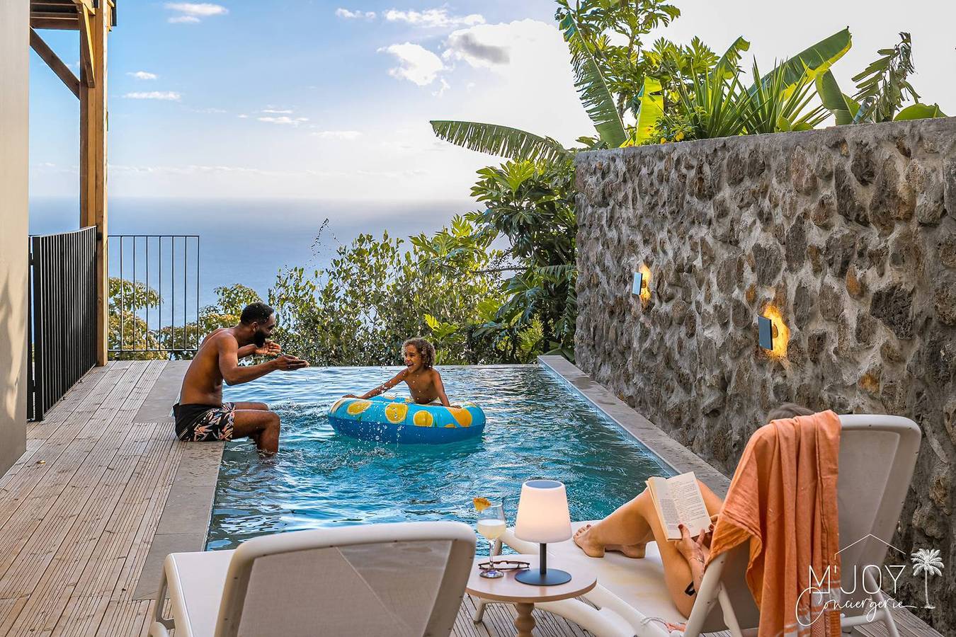 Location De Vacances pour 12 Personnes dans Saint-Leu, Île de la Réunion
