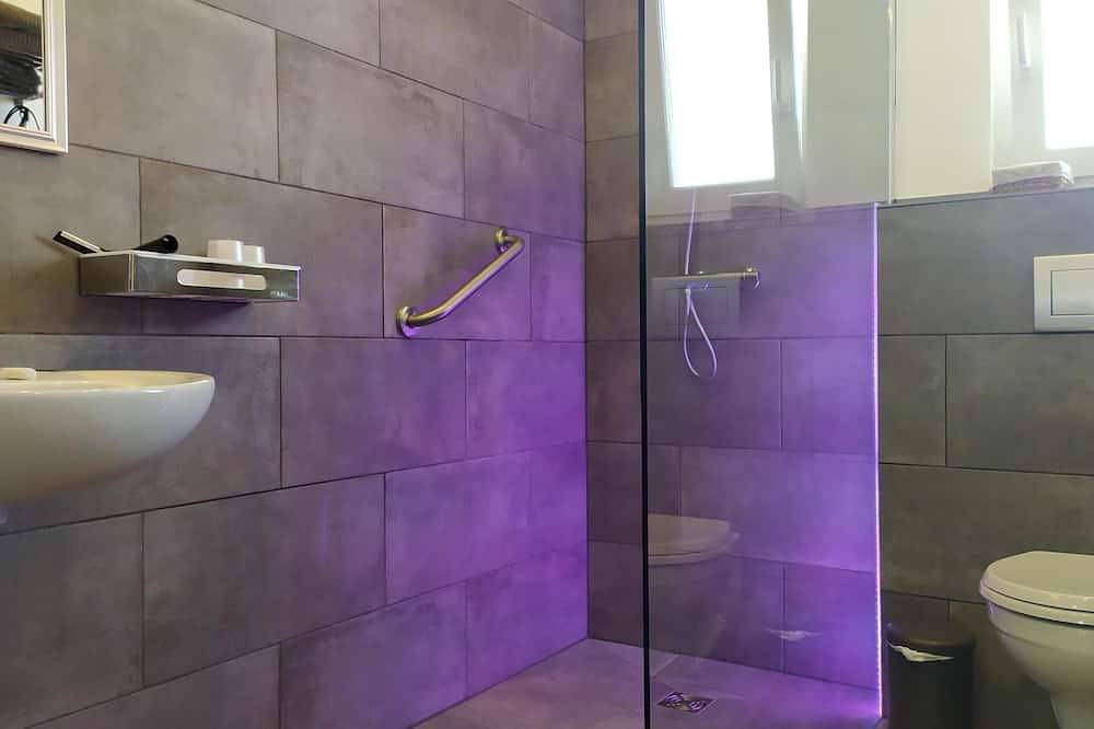 Ganze Wohnung, Traumhafter Ausblick hoch über dem Rhein in Bacharach, Mittelrhein