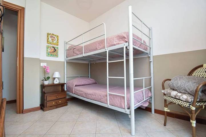 Villa Carini Holiday House by the Sea and Jacuzzi pool in Carini, Provincia de Palermo