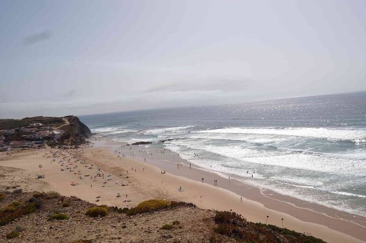 Ferienwohnung für 9 Personen, mit Balkon und Garten in Aljezur