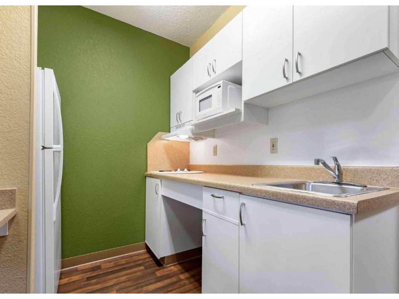 Apartamento entero, 2 Camas Matrimoniales | Para No Fumadores, Cocina in Lago Ontario