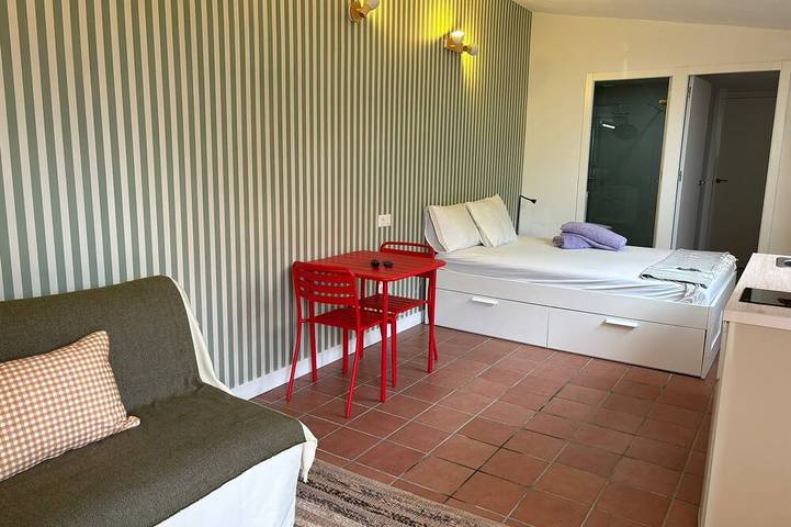 Gîte pour 2 personnes, avec jardin et terrasse dans Los Menores - 2
