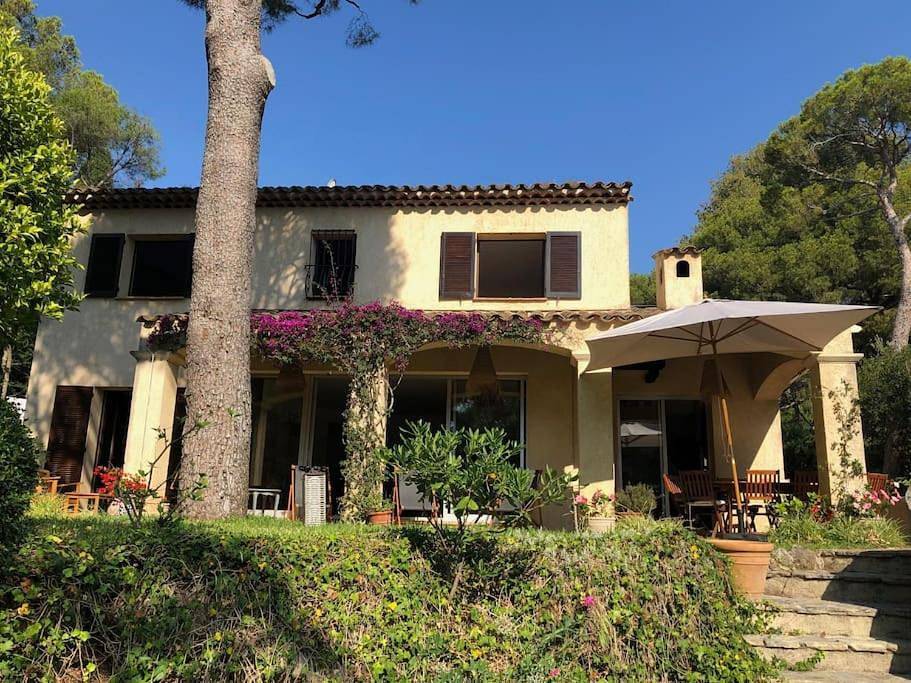 Villa de Charme au coeur du Cap-Ferrat in Saint-Jean-Cap-Ferrat, Côte méditerranéenne (France)