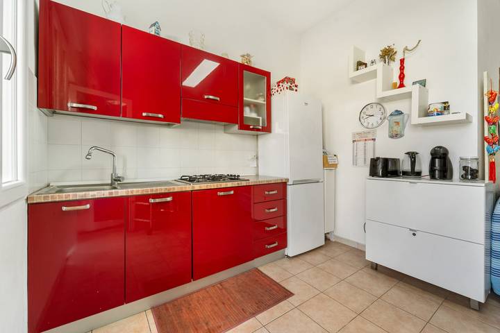 Gîte pour 5 personnes, avec balcon dans Calasetta - 4