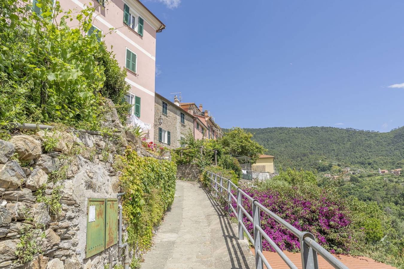 Emma House, Terrace and Sea View, Moneglia in San Saturnino, Moneglia
