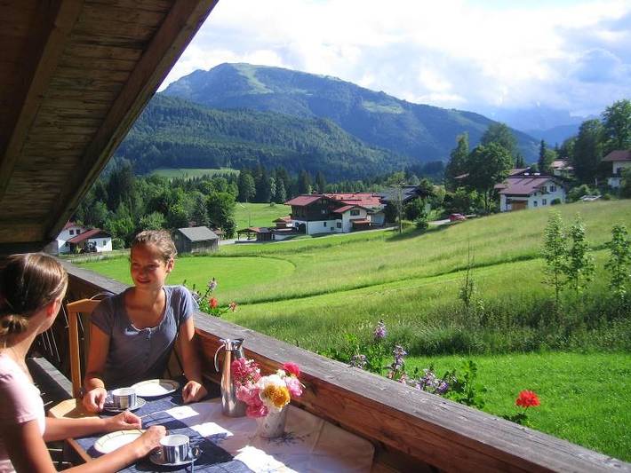 Ferienwohnung für 4 Personen, mit Balkon in Reit im Winkl