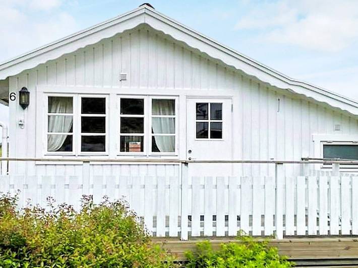 Feriehus for 4 personer, med hage i Bohuslän
