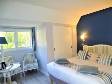 Hôtel pour 4 personnes, avec jardin ainsi que sauna et jacuzzi à Cormeilles